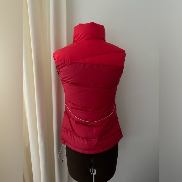 Women’s Nike Down Puffer Vest - Picture 8 of 16